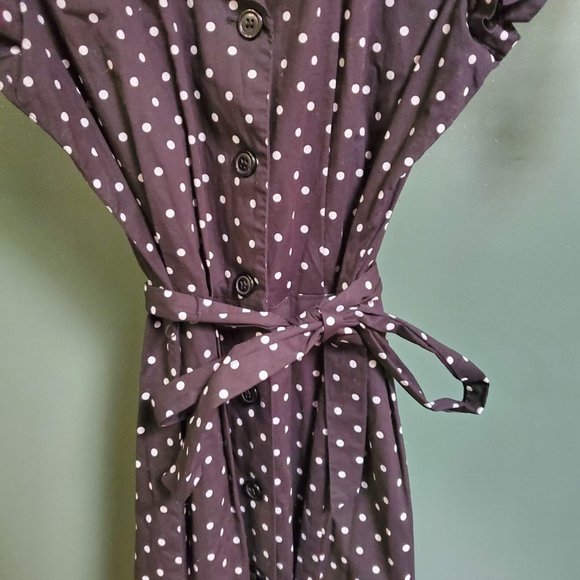 GLENSPORT Collection | Button up Pleated A Line Dress with Belt - Picture 4 of 5